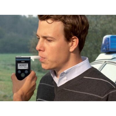 20181204150422-AlkoholtesterdregerDrUdgerAlcotest68208