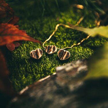 Agancsból készült vadászékszer készlet TETRAO - nyaklánc + fülbevaló szív nature