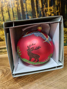 Glob de Crăciun TETRAO roșu mat - cerb, 12 cm