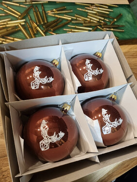 Globuri de Crăciun TETRAO maro lucios - coarne 10 cm, 4 buc