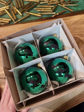 Globuri de Crăciun TETRAO verde lucios - animale 10 cm, 4 buc